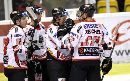 Eishockey Oesterreich Cup. Oesterreich gegen Slowakei.  Torjubel Oesterreich. Klagenfurt, 17.12.2011.
Foto: Kuess

---
pressefotos, pressefotografie, kuess, qs, qspictures, sport, bild, bilder, bilddatenbank