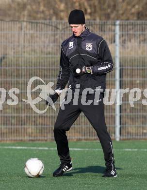 Fussball. 1. Liga. WAC/St. Andrae. Trainingsbeginn. Christian Falk. Wolfsberg, 9.1.2012.
Foto: Kuess
---
pressefotos, pressefotografie, kuess, qs, qspictures, sport, bild, bilder, bilddatenbank