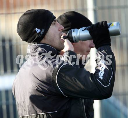 Fussball. 1. Liga. WAC/St. Andrae. Trainingsbeginn. Gernot Suppan. Wolfsberg, 9.1.2012.
Foto: Kuess
---
pressefotos, pressefotografie, kuess, qs, qspictures, sport, bild, bilder, bilddatenbank