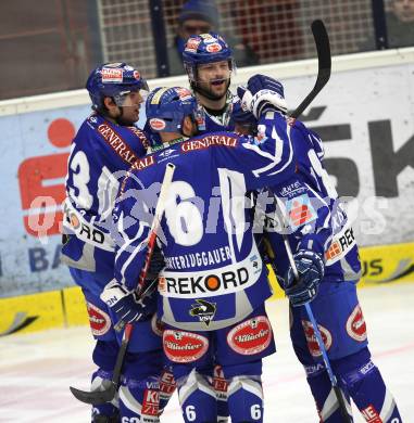 EBEL. Eishockey Bundesliga. EC Rekord Fenster VSV gegen EC Red Bull Salzburg. Torjubel  (VSV), (Salzburg). Villach, am 10.1.2012.
Foto: Kuess
---
pressefotos, pressefotografie, kuess, qs, qspictures, sport, bild, bilder, bilddatenbank