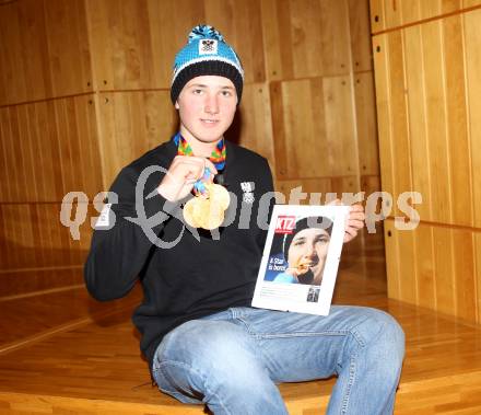 Schi Alpin. Jugendolympiade. Empfang Olympiasieger Marco Schwarz. Bad Kleinkirchheim, 23. 1. 2012.
Foto: Kuess
---
pressefotos, pressefotografie, kuess, qs, qspictures, sport, bild, bilder, bilddatenbank