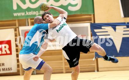 Handball Bundesliga. SC Ferlach gegen SU Falekensteiner Katschberg St. Poelten. Primoz Drozina,  (SC Ferlach), Janos Frey (St. Poelten). Ferlach, am 28.1.2012. Ferlach, 28.1.2012.
Foto: kuess
Foto: Kuess
---
pressefotos, pressefotografie, kuess, qs, qspictures, sport, bild, bilder, bilddatenbank