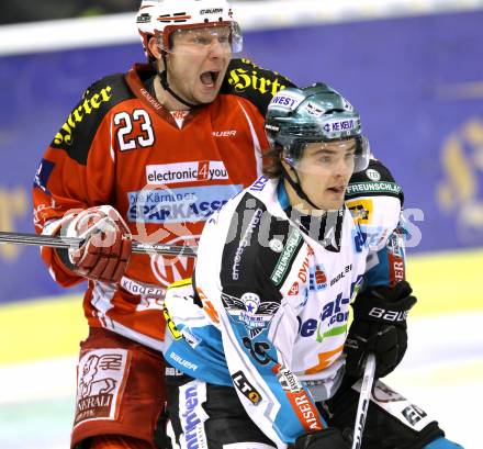 EBEL. Eishockey Bundesliga. KAC gegen EHC LIWEST Linz.  Mike Siklenka, (KAC),  Martin Mairitsch (Linz). Klagenfurt, am 29.1.2012.
Foto: Kuess

---
pressefotos, pressefotografie, kuess, qs, qspictures, sport, bild, bilder, bilddatenbank