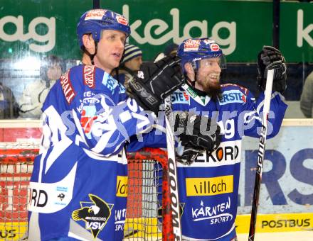 EBEL. Eishockey Bundesliga. EC Rekord Fenster VSV gegen HK Acroni Jesenice. Mike Craig, Markus Peintner (VSV). Villach, am 3.2.2012.
Foto: Kuess 


---
pressefotos, pressefotografie, kuess, qs, qspictures, sport, bild, bilder, bilddatenbank