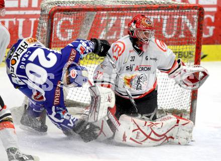 EBEL. Eishockey Bundesliga. EC Rekord Fenster VSV gegen HK Acroni Jesenice.  Mike Craig,  (VSV), Michal Fikrt (Jesenice). Villach, am 3.2.2012.
Foto: Kuess 


---
pressefotos, pressefotografie, kuess, qs, qspictures, sport, bild, bilder, bilddatenbank
