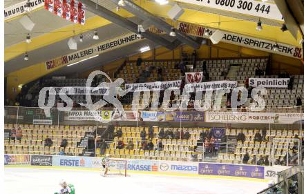 EBEL. Eishockey Bundesliga. KAC gegen HDD TILIA Olimpija Ljubljana. Protest der Fans gegen ueberhoehte Abopreise. Klagenfurt, am 12.2.2012.
Foto: Kuess

---
pressefotos, pressefotografie, kuess, qs, qspictures, sport, bild, bilder, bilddatenbank