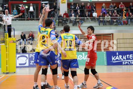 Volleyball. Austrian Volley League. AVL. SK Aich Dob gegen VBK Kelag Woerthersee Loewen. Jubel (Aich/Dob). Bleiburg, 18.2.2012.
Foto: Kuess
---
pressefotos, pressefotografie, kuess, qs, qspictures, sport, bild, bilder, bilddatenbank