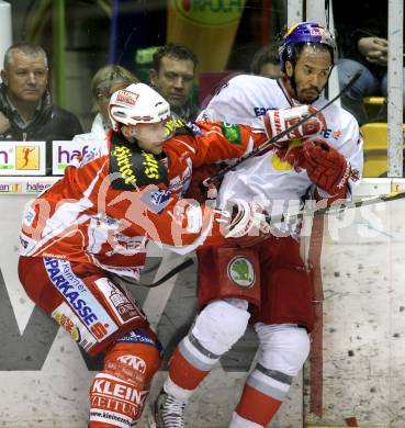 EBEL. Eishockey Bundesliga. KAC gegen EC Red Bull Salzburg. Johannes Reichel, (KAC), Robert Earl (Salzburg). Klagenfurt, am 21.2.2012.
Foto: Kuess

---
pressefotos, pressefotografie, kuess, qs, qspictures, sport, bild, bilder, bilddatenbank