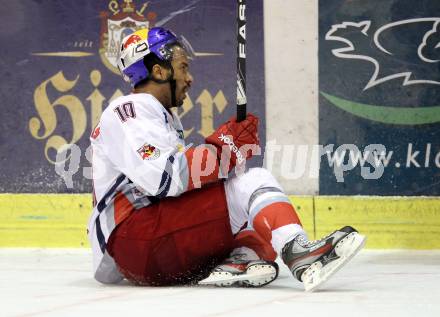 EBEL. Eishockey Bundesliga. KAC gegen EC Red Bull Salzburg. Robert Earl (Salzburg). Klagenfurt, am 21.2.2012.
Foto: Kuess

---
pressefotos, pressefotografie, kuess, qs, qspictures, sport, bild, bilder, bilddatenbank