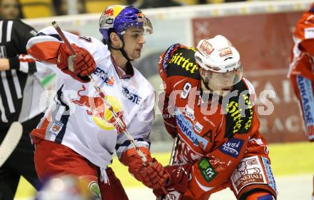 EBEL. Eishockey Bundesliga. KAC gegen EC Red Bull Salzburg. Tyler Spurgeon, (KAC), Florian Muehlstein (Salzburg). Klagenfurt, am 21.2.2012.
Foto: Kuess

---
pressefotos, pressefotografie, kuess, qs, qspictures, sport, bild, bilder, bilddatenbank