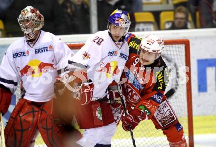 EBEL. Eishockey Bundesliga. KAC gegen EC Red Bull Salzburg. Tyler Spurgeon, (KAC),  Marty Turco, Daniel Welser (Salzburg). Klagenfurt, am 21.2.2012.
Foto: Kuess

---
pressefotos, pressefotografie, kuess, qs, qspictures, sport, bild, bilder, bilddatenbank