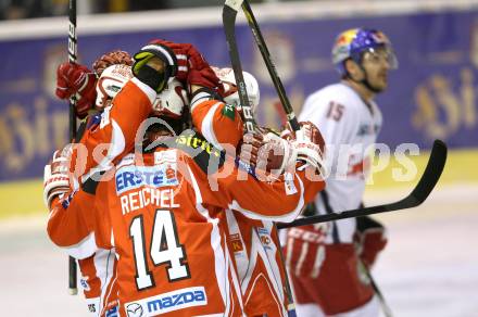 EBEL. Eishockey Bundesliga. KAC gegen EC Red Bull Salzburg. Torjubel KAC. Klagenfurt, am 21.2.2012.
Foto: Kuess

---
pressefotos, pressefotografie, kuess, qs, qspictures, sport, bild, bilder, bilddatenbank