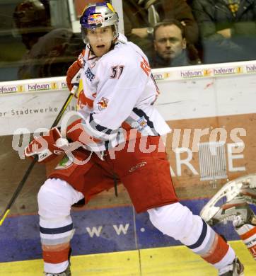 EBEL. Eishockey Bundesliga. KAC gegen EC Red Bull Salzburg. Matthias Trattnig (Salzburg). Klagenfurt, am 21.2.2012.
Foto: Kuess

---
pressefotos, pressefotografie, kuess, qs, qspictures, sport, bild, bilder, bilddatenbank