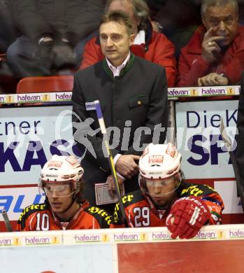 EBEL. Eishockey Bundesliga. KAC gegen EC Red Bull Salzburg. Trainer Christian Weber, Tyler Scofield, Christoph Brandner (KAC). Klagenfurt, am 21.2.2012.
Foto: Kuess

---
pressefotos, pressefotografie, kuess, qs, qspictures, sport, bild, bilder, bilddatenbank