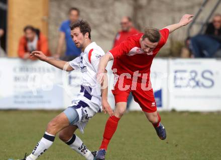 Fussball Regionalliga. SAK gegen Leoben. Marjan Kropiunik,  (SAK),  Florian Wurzinger (Leoben). Klagenfurt, 24.3.2012.
Foto: Kuess
---
pressefotos, pressefotografie, kuess, qs, qspictures, sport, bild, bilder, bilddatenbank