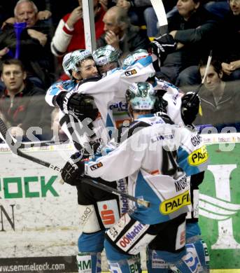 EBEL. Eishockey Bundesliga. KAC gegen EHC LIWEST Black Wings Linz. Torjubel Linz. Klagenfurt, am 29.3.2012.
Foto: Kuess

---
pressefotos, pressefotografie, kuess, qs, qspictures, sport, bild, bilder, bilddatenbank