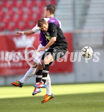 Fussball Regionalliga. SK Austria Klagenfurt gegen Sturm Graz Amateure. 
Sandro Gotal, (Klagenfurt), Philipp Habjanic (Graz). Klagenfurt, 1.4.2012.
Foto: Kuess
---
pressefotos, pressefotografie, kuess, qs, qspictures, sport, bild, bilder, bilddatenbank