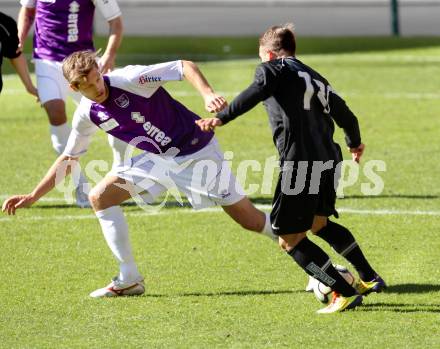 Fussball Regionalliga. SK Austria Klagenfurt gegen Sturm Graz Amateure. 
Boris Huettenbrenner, (Klagenfurt), Christoph Kroepfl (Graz). Klagenfurt, 1.4.2012.
Foto: Kuess
---
pressefotos, pressefotografie, kuess, qs, qspictures, sport, bild, bilder, bilddatenbank
