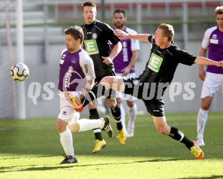 Fussball Regionalliga. SK Austria Klagenfurt gegen Sturm Graz Amateure. 
Christian Sablatnig,  (Klagenfurt), Florian Sittsam (Graz). Klagenfurt, 1.4.2012.
Foto: Kuess
---
pressefotos, pressefotografie, kuess, qs, qspictures, sport, bild, bilder, bilddatenbank