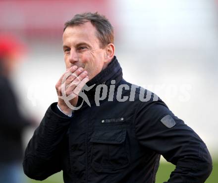 Fussball Regionalliga. SK Austria Klagenfurt gegen Sturm Graz Amateure. 
Trainer Dietmar Thuller (Klagenfurt). Klagenfurt, 1.4.2012.
Foto: Kuess
---
pressefotos, pressefotografie, kuess, qs, qspictures, sport, bild, bilder, bilddatenbank