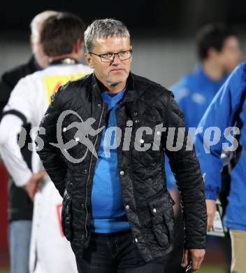 Fussball. Regionalliga.  VSV gegen St. Florian. Trainer Guenther Kronsteiner (VSV). Villach, 5.4.2012. 
Foto: Kuess

---
pressefotos, pressefotografie, kuess, qs, qspictures, sport, bild, bilder, bilddatenbank