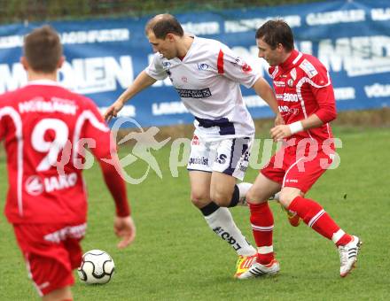 Fussball Regionalliga. SAK gegen Vorwaerts Steyr. Christian Dlopst (SAK), Daniel Lindorfer (Steyr). Klagenfurt, am 7.4.2012.
Foto: Kuess
---
pressefotos, pressefotografie, kuess, qs, qspictures, sport, bild, bilder, bilddatenbank