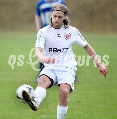 Fussball Kaerntner Liga. ATUS Ferlach gegen RZ Pellets WAC/St. Andrae. Alen Nikola Rajkovic (Ferlach). Ferlach, 7.4.2012.
Foto: Kuess
---
pressefotos, pressefotografie, kuess, qs, qspictures, sport, bild, bilder, bilddatenbank
