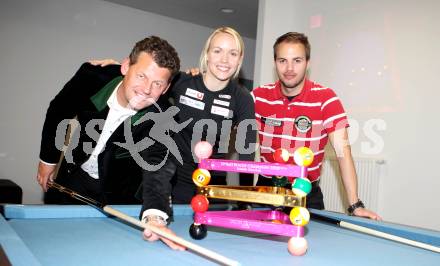 Billard. Buergermeister Christian Scheider, Albin Ouschan, Jasmin Ouschan. Klagenfurt, am 11.4.2012.
Foto: Kuess
---
pressefotos, pressefotografie, kuess, qs, qspictures, sport, bild, bilder, bilddatenbank
