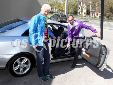 Fussball Regionalliga. Trainer Dietmar Thuller (SK Austria Klagenfurt), Trainer Alois Jagodic (SAK). Klagemfurt, am 12.4.2012.
Foto: Kuess
---
pressefotos, pressefotografie, kuess, qs, qspictures, sport, bild, bilder, bilddatenbank