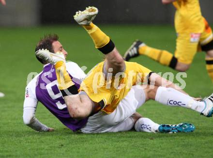 Fussball Regionalliga. SK Austria Klagenfurt gegen FC Gratkorn. Marco Reich,  (Klagenfurt), Oliver Wohlmuth (Gratkorn).  Klagenfurt, 13.4.2012
Foto: Kuess

---
pressefotos, pressefotografie, kuess, qs, qspictures, sport, bild, bilder, bilddatenbank