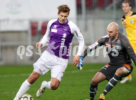Fussball Regionalliga. SK Austria Klagenfurt gegen FC Gratkorn. Boris Huettenbrenner, (Klagenfurt), Matthias Goetzinger (Gratkorn).  Klagenfurt, 13.4.2012
Foto: Kuess

---
pressefotos, pressefotografie, kuess, qs, qspictures, sport, bild, bilder, bilddatenbank