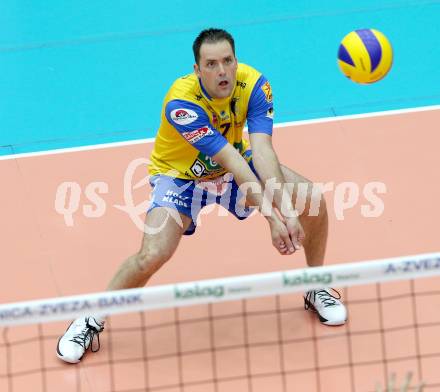 Volleyball. MEVZA. SK Aich/Dob gegen Hypo Tirol Volleyballteam. Allan Van De Loo (Aich/Dob). Bleiburg, am 12.4.2012.
Foto: Kuess 


---
pressefotos, pressefotografie, kuess, qs, qspictures, sport, bild, bilder, bilddatenbank