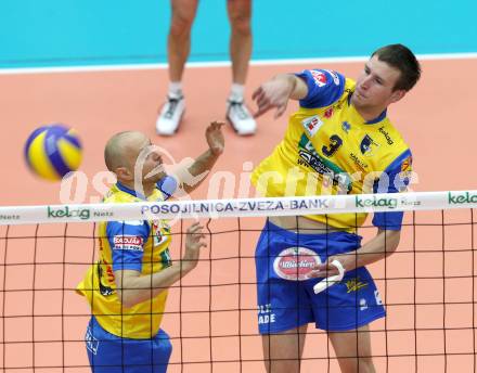 Volleyball. MEVZA. SK Aich/Dob gegen Hypo Tirol Volleyballteam. Zhivko Kolev, Michal Hruska (Aich/Dob). Bleiburg, am 12.4.2012.
Foto: Kuess 


---
pressefotos, pressefotografie, kuess, qs, qspictures, sport, bild, bilder, bilddatenbank