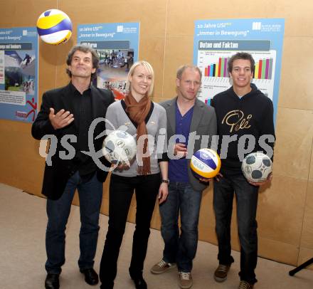 Universitaetssportinstitut. 10-Jahres Feier. Thomas Brandauer, Jasmin Ouschan (Billard),  Roman Stary (Fussball), Markus Salcher (Behindertensport). Klagenfurt, am 13.4.2012.
Foto: Kuess
---
pressefotos, pressefotografie, kuess, qs, qspictures, sport, bild, bilder, bilddatenbank