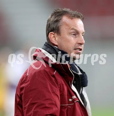 Fussball Regionalliga. SK Austria Klagenfurt gegen FC Gratkorn. Trainer Dietmar Thuller (Klagenfurt).  Klagenfurt, 13.4.2012
Foto: Kuess

---
pressefotos, pressefotografie, kuess, qs, qspictures, sport, bild, bilder, bilddatenbank