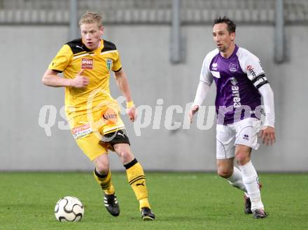 Fussball Regionalliga. SK Austria Klagenfurt gegen FC Gratkorn. Matthias Dollinger, (Klagenfurt), Kevin Maritschnegg (Gratkorn).  Klagenfurt, 13.4.2012
Foto: Kuess

---
pressefotos, pressefotografie, kuess, qs, qspictures, sport, bild, bilder, bilddatenbank