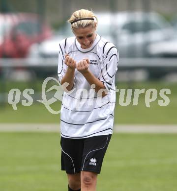Fussball. OEFB Frauenliga. FC St. Veit Kaernten Frauen gegen ASV Simacek Spratzern. Jubel Nike Winter (St. Veit). Glanegg, am 15.4.2012.
Foto: Kuess
---
pressefotos, pressefotografie, kuess, qs, qspictures, sport, bild, bilder, bilddatenbank