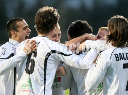 Fussball. Erste Liga.  WAC/St. Andrae gegen FC Lustenau. Torjubel WAC. Wolfsberg, 17.4.2012. 
Foto: Kuess

---
pressefotos, pressefotografie, kuess, qs, qspictures, sport, bild, bilder, bilddatenbank