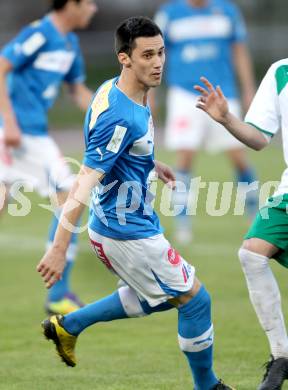 Fussball Regionalliga. VSV gegen DSV Leoben. Denis Curic (VSV). Villach, 20.4.2012.
Foto: Kuess
---
pressefotos, pressefotografie, kuess, qs, qspictures, sport, bild, bilder, bilddatenbank