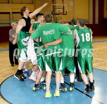 Basketball. Landesliga. Woerthersee Piraten gegen KOS. Jubel KOS. Klagenfurt, 22.4.2012.
Foto: Kuess
---
pressefotos, pressefotografie, kuess, qs, qspictures, sport, bild, bilder, bilddatenbank