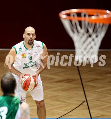 Basketball. Landesliga. Woerthersee Piraten gegen KOS. Buggelsheim Joachim (Piraten). Klagenfurt, 22.4.2012.
Foto: Kuess
---
pressefotos, pressefotografie, kuess, qs, qspictures, sport, bild, bilder, bilddatenbank