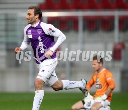 Fussball Regionalliga. SK Austria Klagenfurt gegen Wels FC. Torjubel Marco Reich (Austria Klagenfurt).  Klagenfurt, 25.4.2012
Foto: Kuess

---
pressefotos, pressefotografie, kuess, qs, qspictures, sport, bild, bilder, bilddatenbank