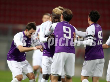 Fussball Regionalliga. SK Austria Klagenfurt gegen Wels FC. Torjubel Austria.  Klagenfurt, 25.4.2012
Foto: Kuess

---
pressefotos, pressefotografie, kuess, qs, qspictures, sport, bild, bilder, bilddatenbank