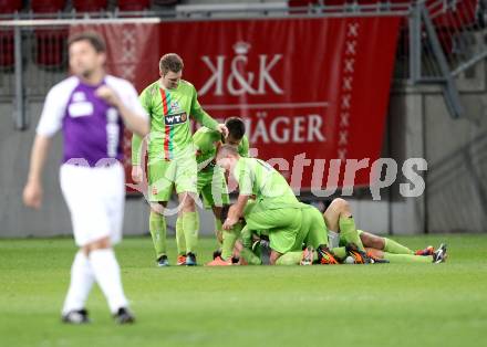 Fussball Regionalliga. SK Austria Klagenfurt gegen Wels FC. Torjubel Wels.  Klagenfurt, 25.4.2012
Foto: Kuess

---
pressefotos, pressefotografie, kuess, qs, qspictures, sport, bild, bilder, bilddatenbank