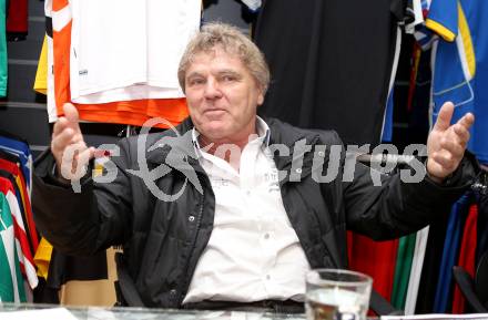 Fussball Regionalliga. SAK gegen Leoben.  Adi Pinter. Klagenfurt, 24.3.2012.
Foto: Kuess
---
pressefotos, pressefotografie, kuess, qs, qspictures, sport, bild, bilder, bilddatenbank