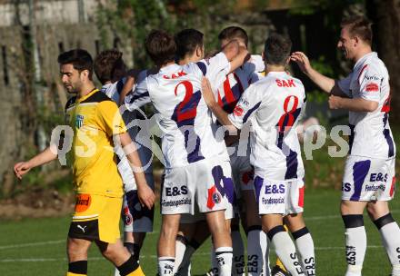Fussball Regionalliga. SAK gegen FC Gratkorn. Torjubel SAK. Klagenfurt, 27.4.2012.
Foto: Kuess
---
pressefotos, pressefotografie, kuess, qs, qspictures, sport, bild, bilder, bilddatenbank