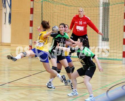 Handball WHA Women Handball League. SG Witasek Kaernten gegen HYPO Niederoesterreich 1. Gabriela Eugenia Rotis-Nagy, Misa Marincek, Katja Jamnik, (Kaernten), Redei Soos Viktoria (NOE). Feldkirchen, 1.5.2012.
Foto: Kuess
---
pressefotos, pressefotografie, kuess, qs, qspictures, sport, bild, bilder, bilddatenbank
