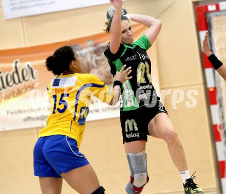 Handball WHA Women Handball League. SG Witasek Kaernten gegen HYPO Niederoesterreich 1. Hanna Stsiapanava,  (Kaernten), Araujo Pinheiro Pitombera (NOE). Feldkirchen, 1.5.2012.
Foto: Kuess
---
pressefotos, pressefotografie, kuess, qs, qspictures, sport, bild, bilder, bilddatenbank
