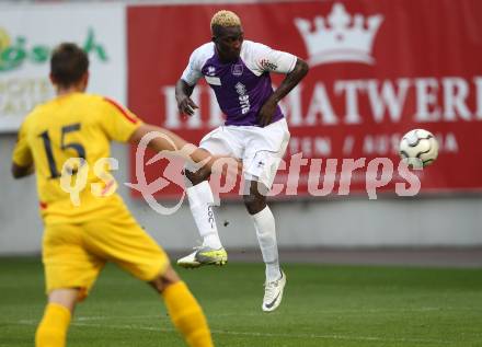 Fussball Regionalliga. SK Austria Klagenfurt gegen Kapfenberger SV Amateure. Kevin Bangai (Austria Klagenfurt).  Klagenfurt, 4.5.2012
Foto: Kuess

---
pressefotos, pressefotografie, kuess, qs, qspictures, sport, bild, bilder, bilddatenbank