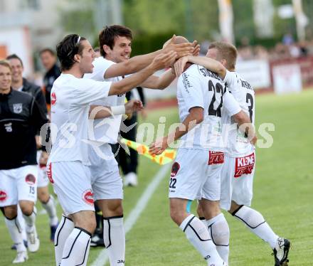Fussball. Erste Liga.  WAC/St. Andrae gegen TSV Hartberg. Torjubel WAC. Wolfsberg, 8.5.2012. 
Foto: Kuess

---
pressefotos, pressefotografie, kuess, qs, qspictures, sport, bild, bilder, bilddatenbank